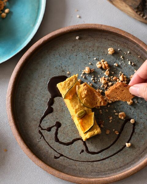 Plating a raw sweet